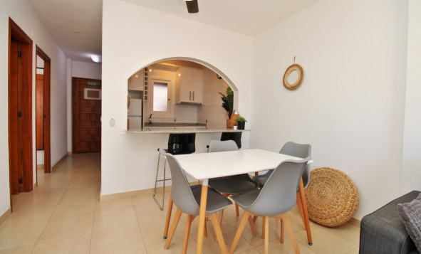 Reventa - 1. Apartamento / piso - Villamartin - Costa Blanca Sur