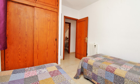Reventa - 1. Apartamento / piso - Villamartin - Costa Blanca Sur