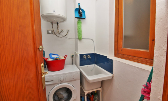 Reventa - 1. Apartamento / piso - Villamartin - Costa Blanca Sur