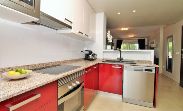 Reventa - 1. Apartamento / piso - Villamartin - Costa Blanca Sur