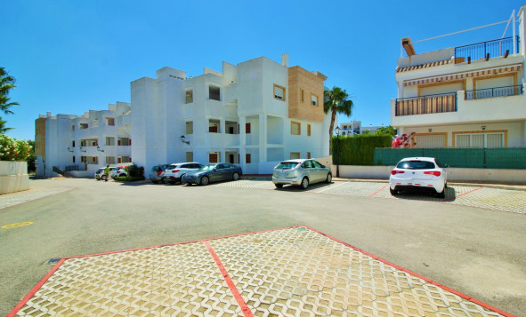 Reventa - 1. Apartamento / piso - Villamartin - Costa Blanca Sur