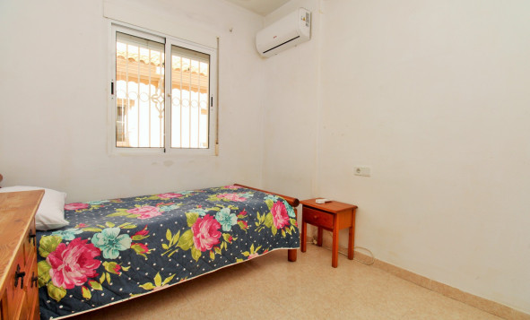 Resale - 2. Town house - Villamartin - Costa Blanca South