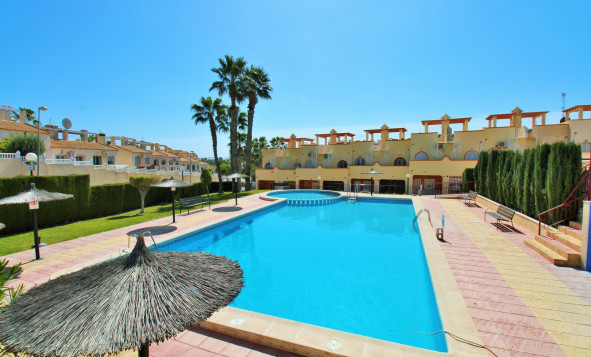 Resale - 2. Town house - Villamartin - Costa Blanca South