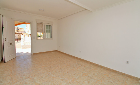 Resale - 2. Town house - Playa Flamenca - Costa Blanca South