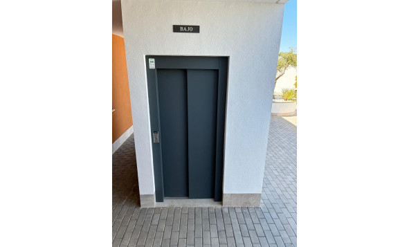 Reventa - 1. Apartamento / piso - Pilar de la Horadada - Costa Blanca Sur