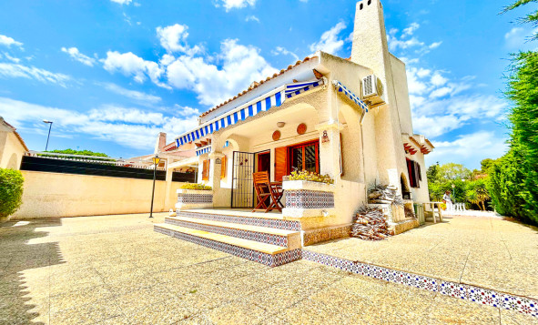Reventa - 3. Casa indepiende - La Zenia - Costa Blanca Sur