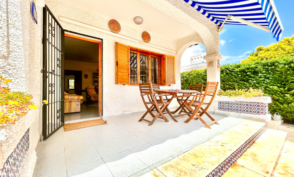 Reventa - 3. Casa indepiende - La Zenia - Costa Blanca Sur