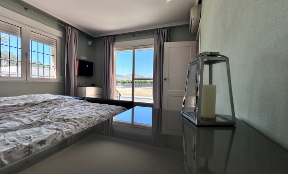 Resale - 6. Detached villa - La Romana - Costa Blanca North