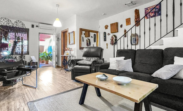 Resale - 2. Town house - Torrevieja - Costa Blanca South