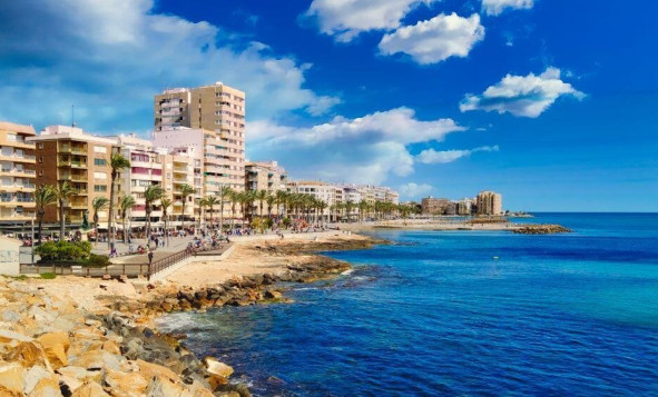 Obra nueva - 3. Casa indepiende - Torrevieja - Costa Blanca Sur