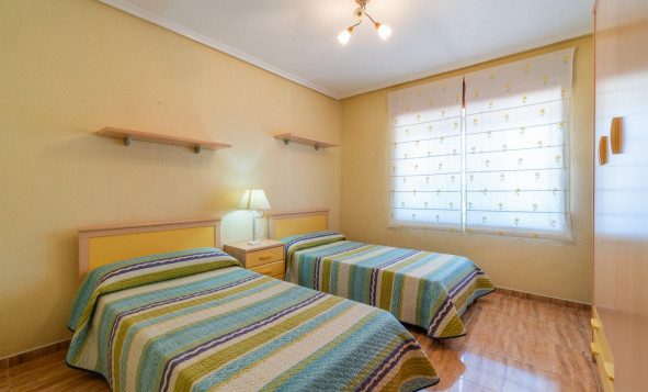 Reventa - 3. Casa indepiende - San Miguel de Salinas - Torremendo