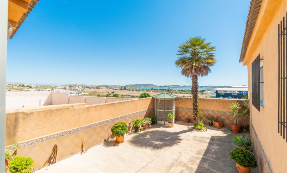Reventa - 3. Casa indepiende - San Miguel de Salinas - Torremendo