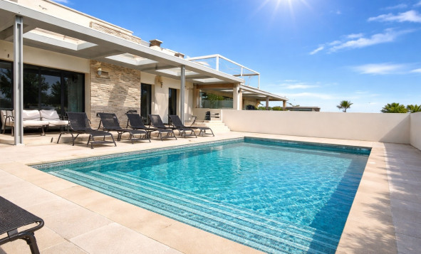 Reventa - 3. Casa indepiende - Los Balcones - Costa Blanca Sur