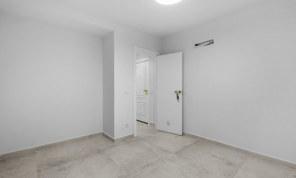 Reventa - 1. Apartamento / piso - Torrevieja - Costa Blanca Sur