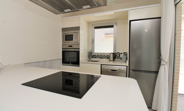 Reventa - 1. Apartamento / piso - Villamartin - Costa Blanca Sur