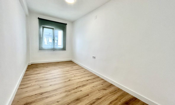 Resale - 1. Apartment / flat - Torrevieja - Costa Blanca South