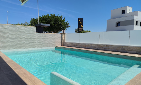 Resale - 3. Detached house - San Miguel de Salinas - Costa Blanca South