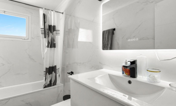 Reventa - 1. Apartamento / piso - Torrevieja - Costa Blanca Sur