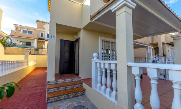 Reventa - 3. Casa indepiende - Orihuela Costa - Costa Blanca Sur