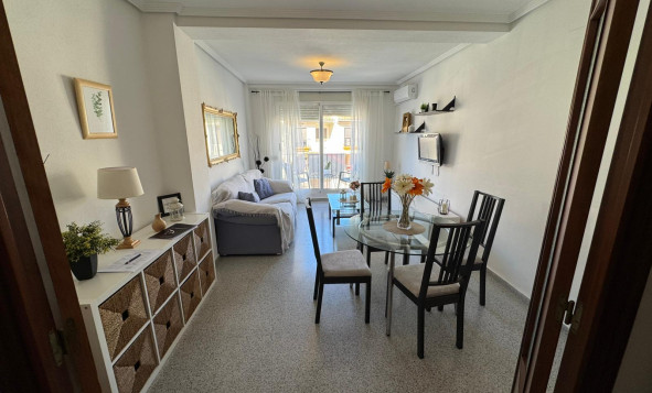 Resale - 1. Apartment / flat - San Miguel de Salinas - Costa Blanca South
