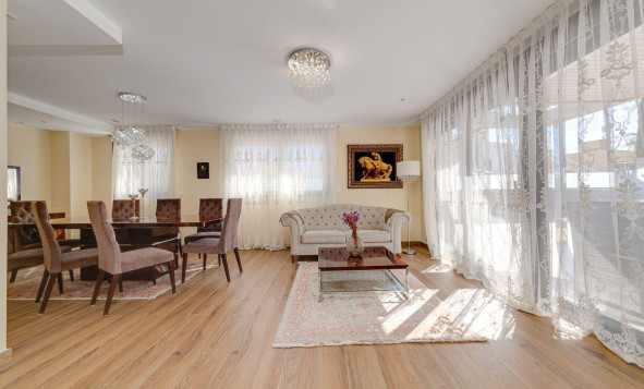 Resale - 3. Detached house - Torrevieja - Costa Blanca South