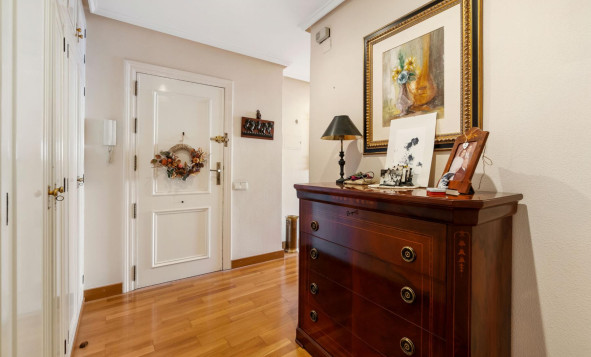 Resale - 1. Apartment / flat - Torrevieja - CLUB NAUTICO TORREVIEJA