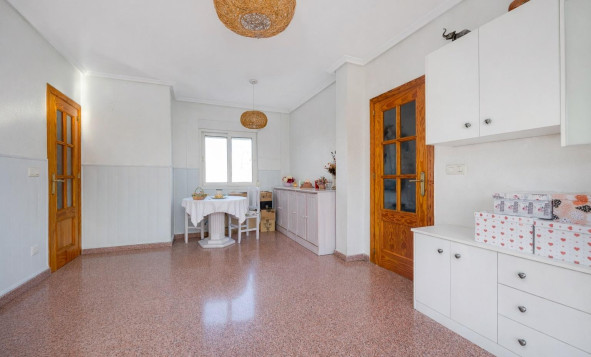 Resale - 1. Apartment / flat - Torrevieja - Costa Blanca South