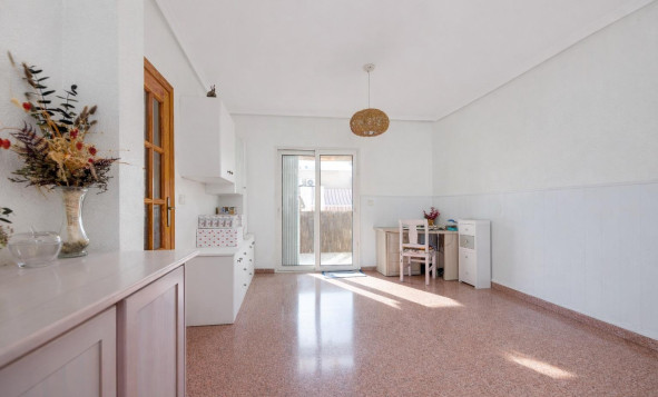 Resale - 1. Apartment / flat - Torrevieja - Costa Blanca South