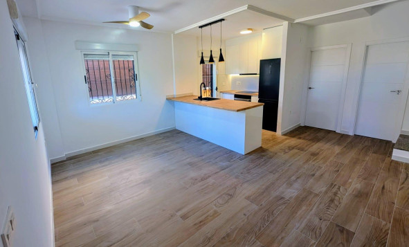 Reventa - 3. Casa indepiende - Orihuela Costa - Costa Blanca Sur