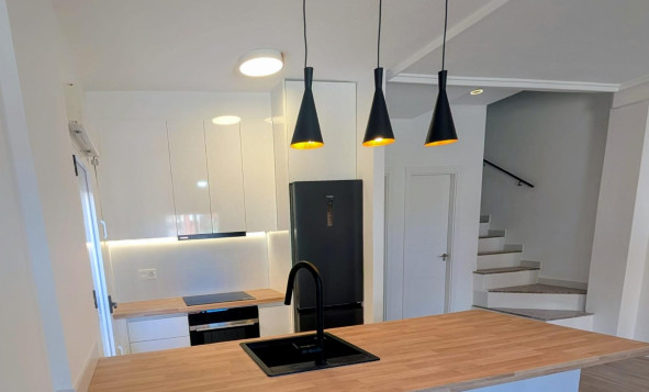 Reventa - 3. Casa indepiende - Orihuela Costa - Costa Blanca Sur