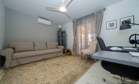 Reventa - 3. Casa indepiende - Pinar de Campoverde - Costa Blanca Sur