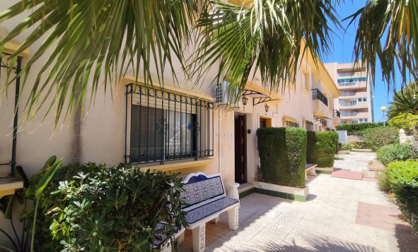 Reventa - 2. Chalet adosado - La Zenia - Costa Blanca Sur