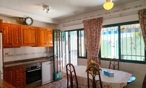 Reventa - 2. Chalet adosado - La Zenia - Costa Blanca Sur