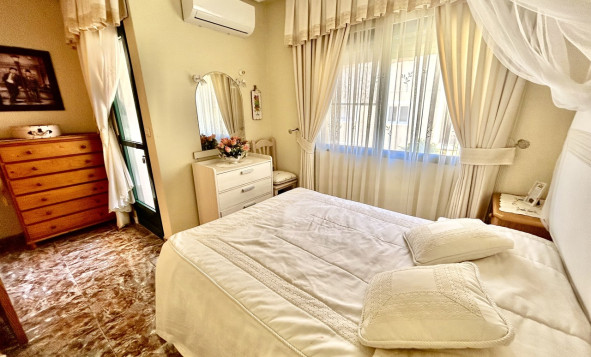 Reventa - 2. Chalet adosado - La Zenia - Costa Blanca Sur