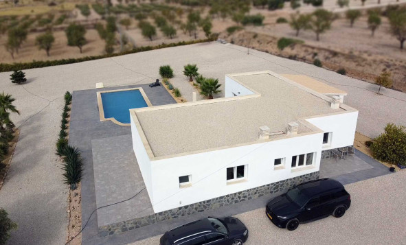 Resale - 7. Finca / Country property - Macisvenda