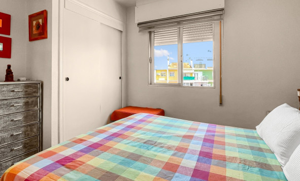 Reventa - 1. Apartamento / piso - Torrevieja - Mar Azul