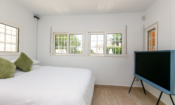 Reventa - 4. Chalet pareado - Los Dolses - Costa Blanca Sur