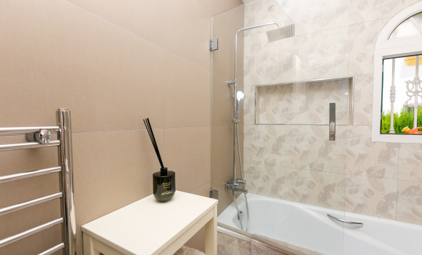 Reventa - 4. Chalet pareado - Los Dolses - Costa Blanca Sur