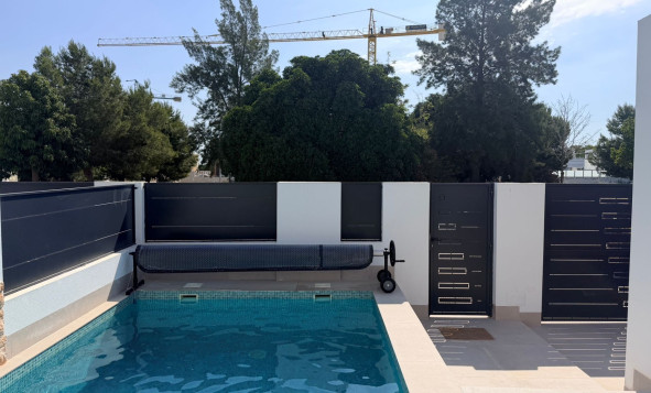 Reventa - 3. Casa indepiende - Dolores - Costa Blanca Sur