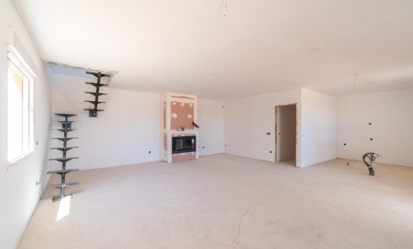 Reventa - 3. Casa indepiende - San Miguel de Salinas - Torremendo