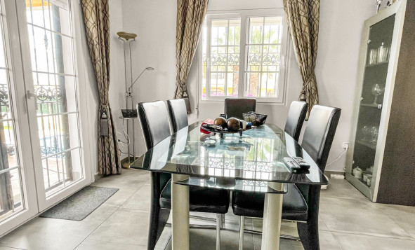 Reventa - 3. Casa indepiende - Orihuela Costa - Costa Blanca Sur