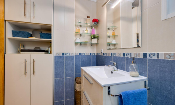 Herverkoop - 1. Appartement / flat - Torrevieja - Costa Blanca Zuid