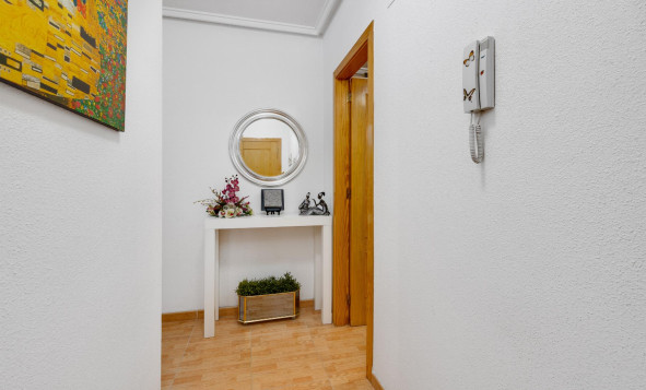Herverkoop - 1. Appartement / flat - Torrevieja - Costa Blanca Zuid