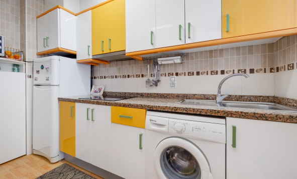 Herverkoop - 1. Appartement / flat - Torrevieja - Costa Blanca Zuid