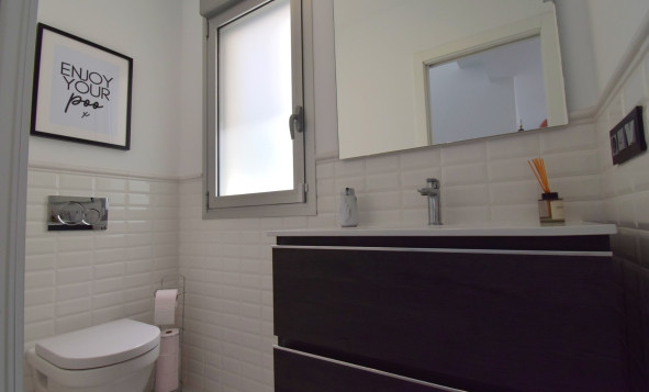 Resale - 3. Detached house - Orihuela Costa - Lomas de Cabo Roig