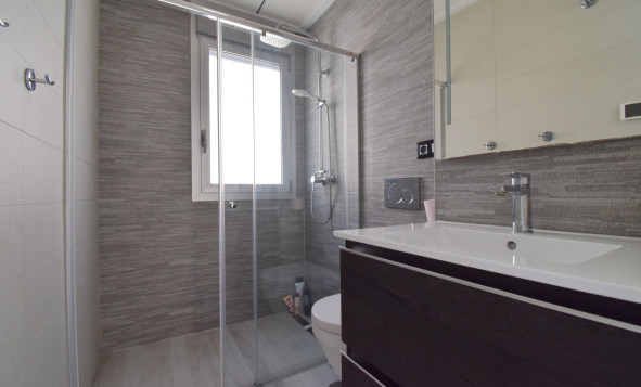 Resale - 3. Detached house - Orihuela Costa - Lomas de Cabo Roig