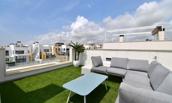 Resale - 3. Detached house - Orihuela Costa - Lomas de Cabo Roig