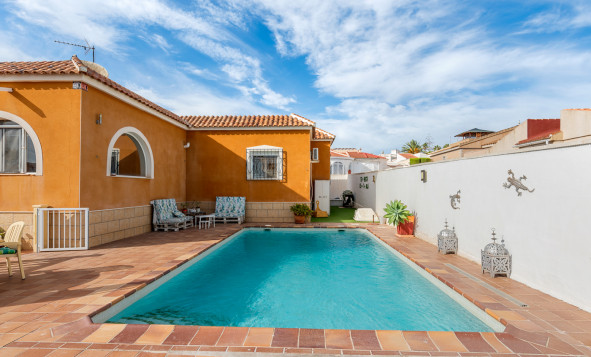 Herverkoop - 3. Vrijstaande villa - Ciudad Quesada - Costa Blanca Zuid