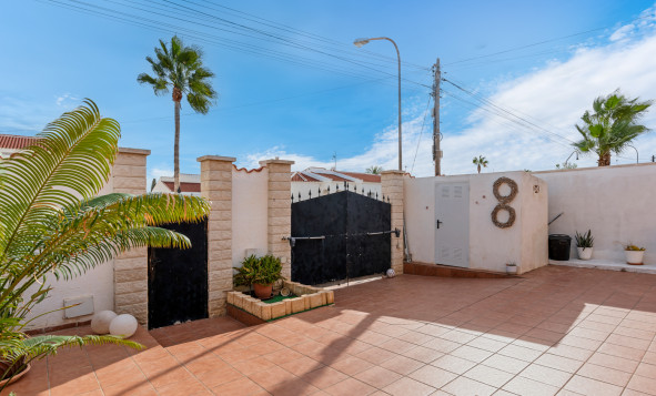 Herverkoop - 3. Vrijstaande villa - Ciudad Quesada - Costa Blanca Zuid