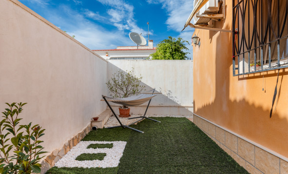 Herverkoop - 3. Vrijstaande villa - Ciudad Quesada - Costa Blanca Zuid